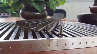 China Custom Made 304 Stainless Steel Ditch Cover Trench Drain Grates for Drains In Foshan Manufacturer supplier